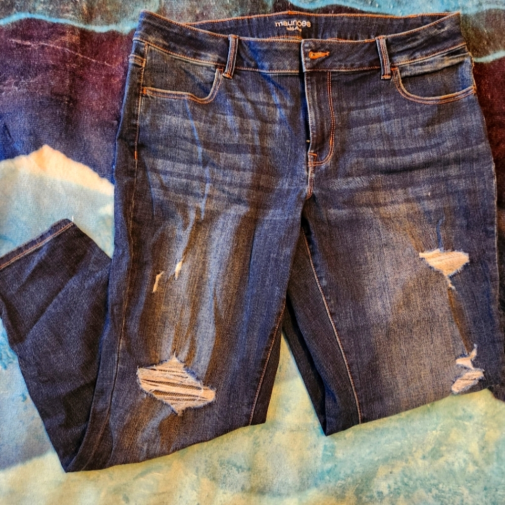 Maurices 18W Short Skinny Jeans